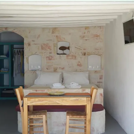 Apanemo House Agios Nikolaos * Kímolos